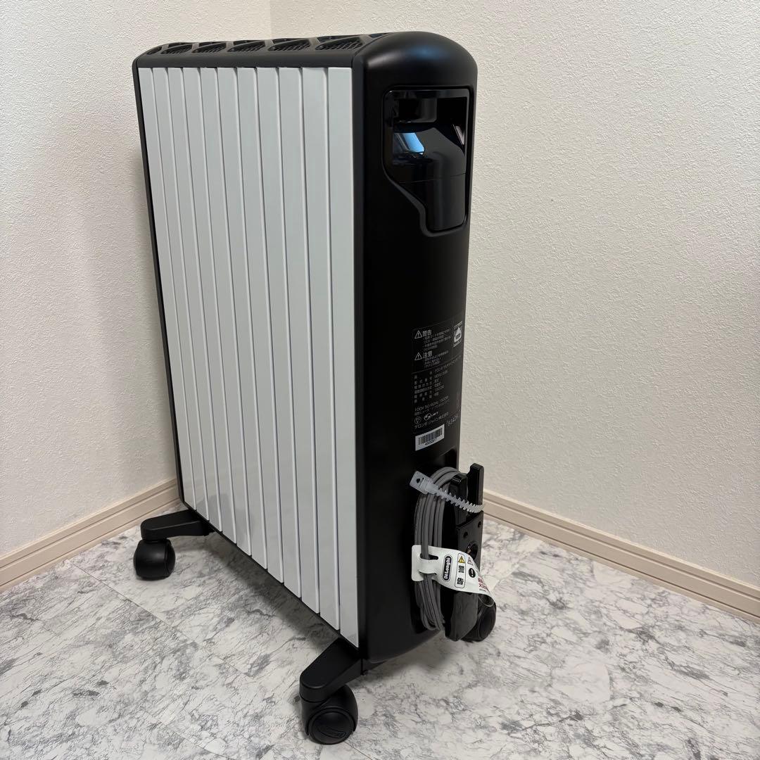 美品✨除菌済み✨リモコン付き　デロンギ　ヒーター　ブラック　MDHU15-BK