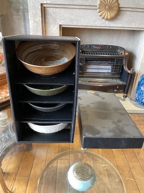 波模様の陶器ボウルセット 4個