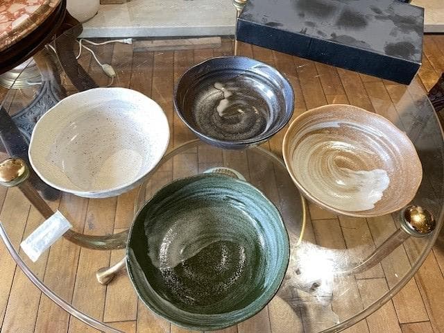 波模様の陶器ボウルセット 4個