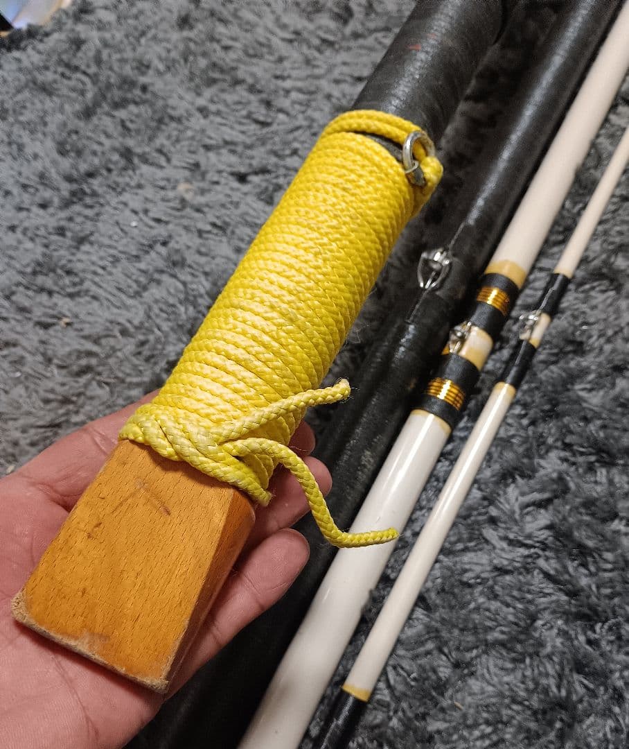 メーカー不明4本継ぎ底物竿！クエ石鯛釣りに