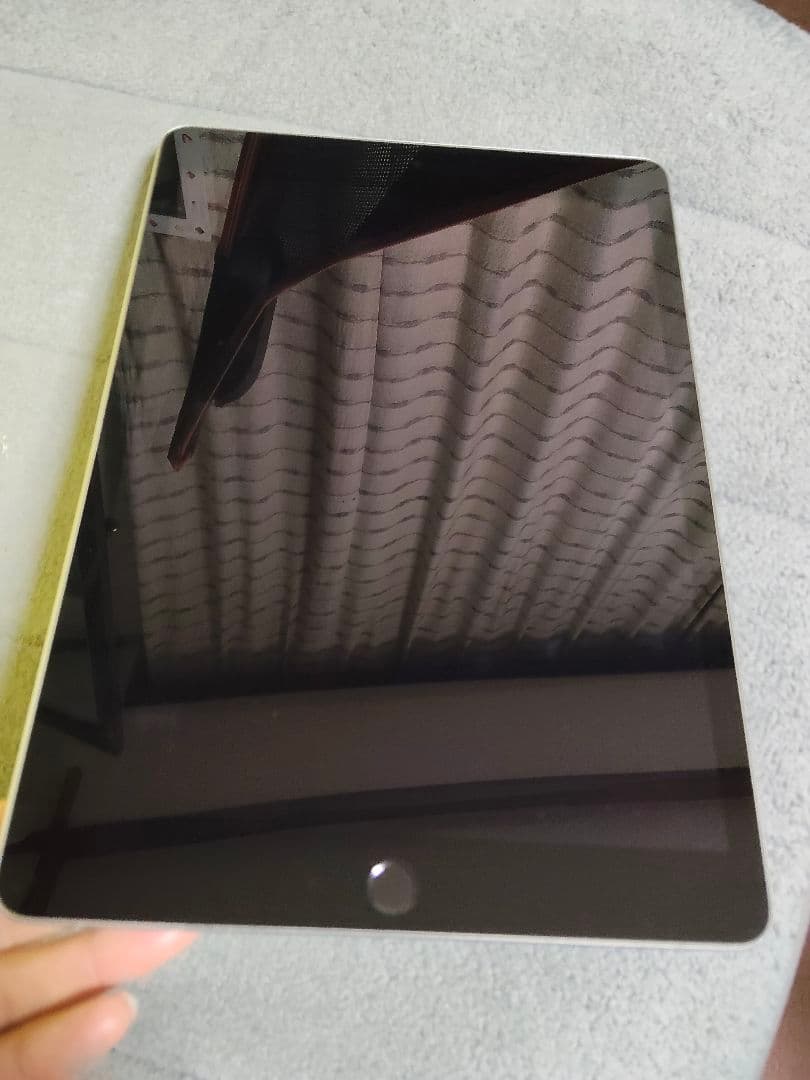 iPad (第9世代) 64GB