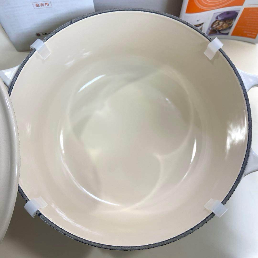 【未使用】ルクルーゼ　ココットロンド20cm ゴールドツマミ