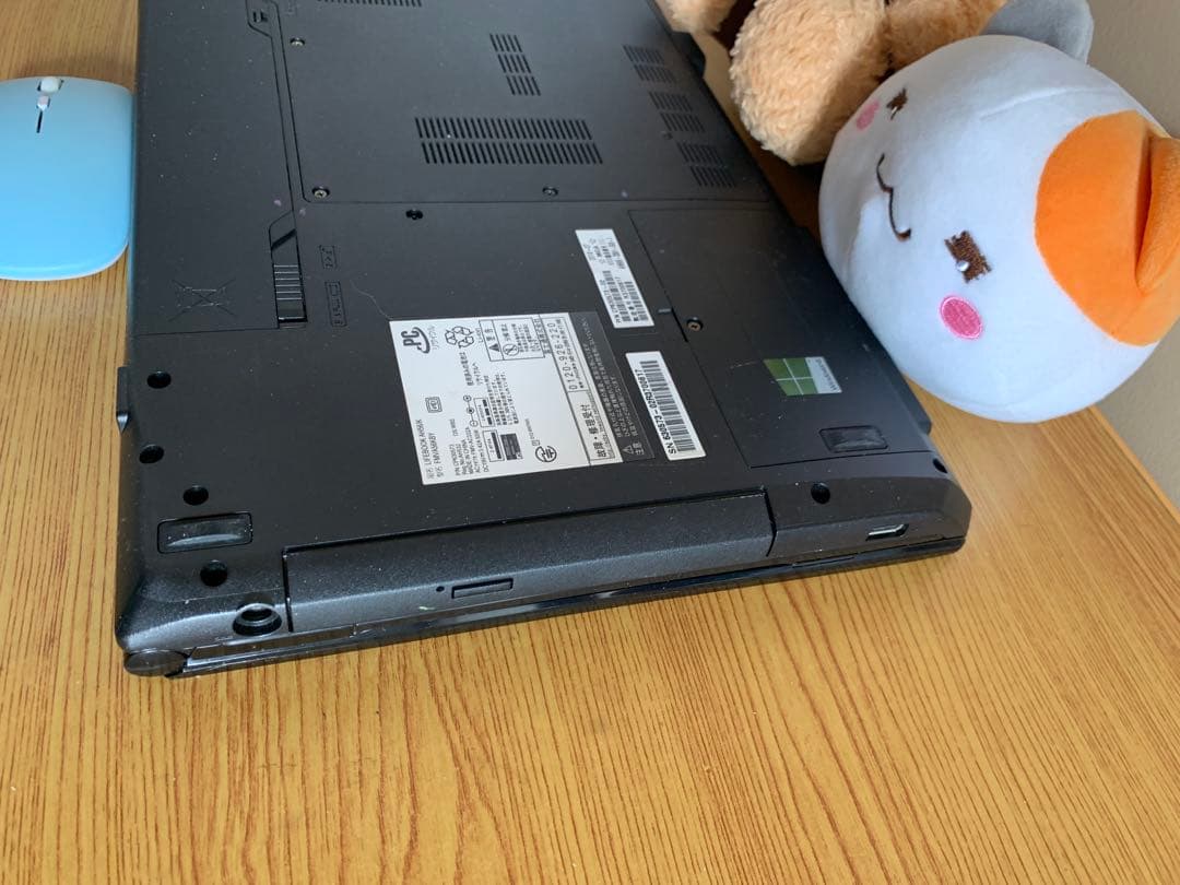 富士通タッチパネルi5/16/SSD新品256GB office2024