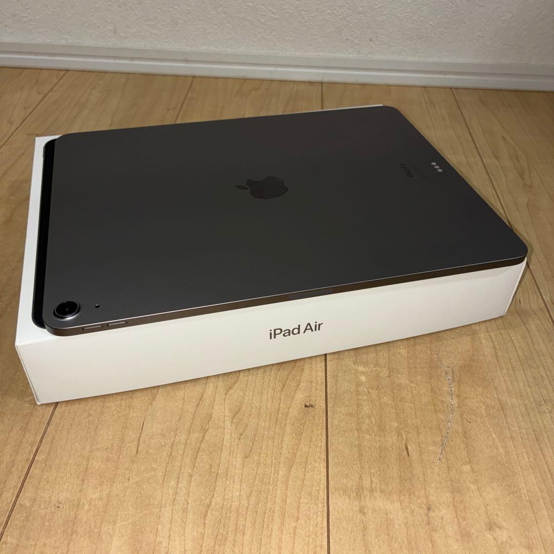 バッテリー100% iPad Air 13インチ Wi-Fi MV273J/A