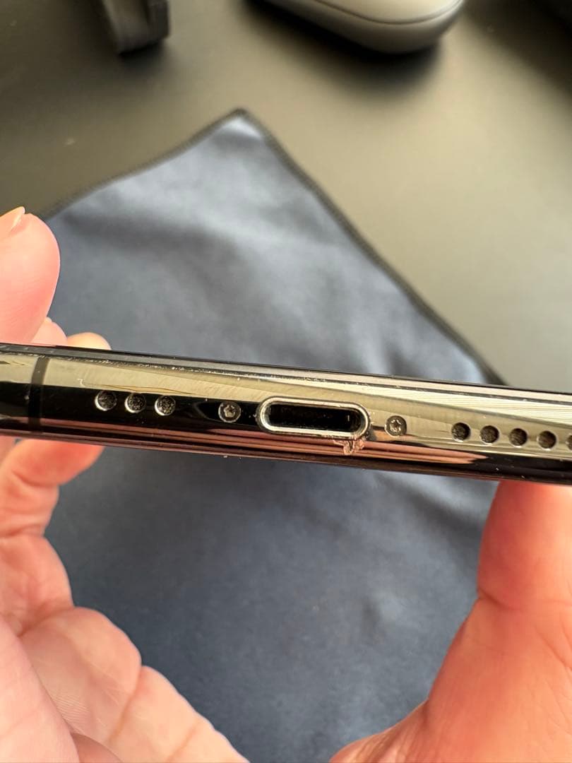 iPhone xs 64GB スペースグレイ 黒