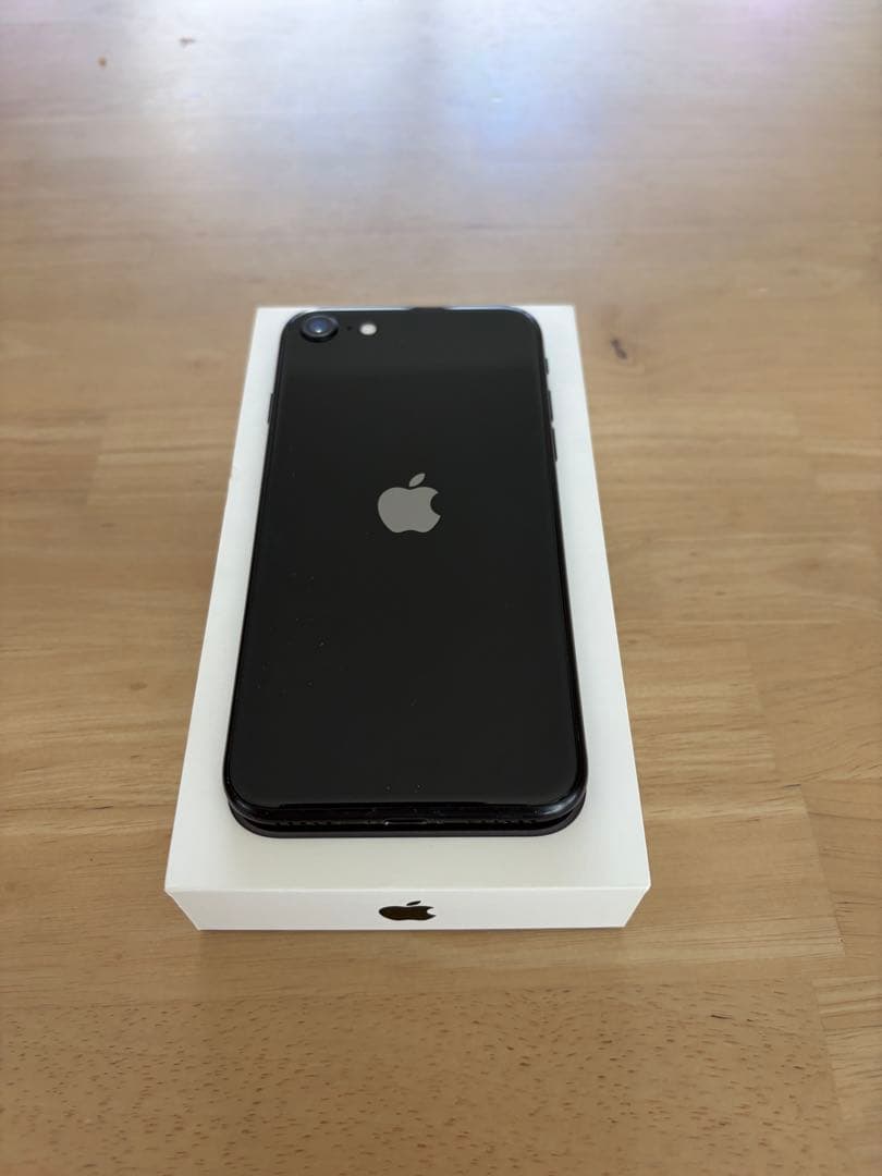 【SIMフリー】Apple iPhone SE2 第二世代 128Gb ブラック