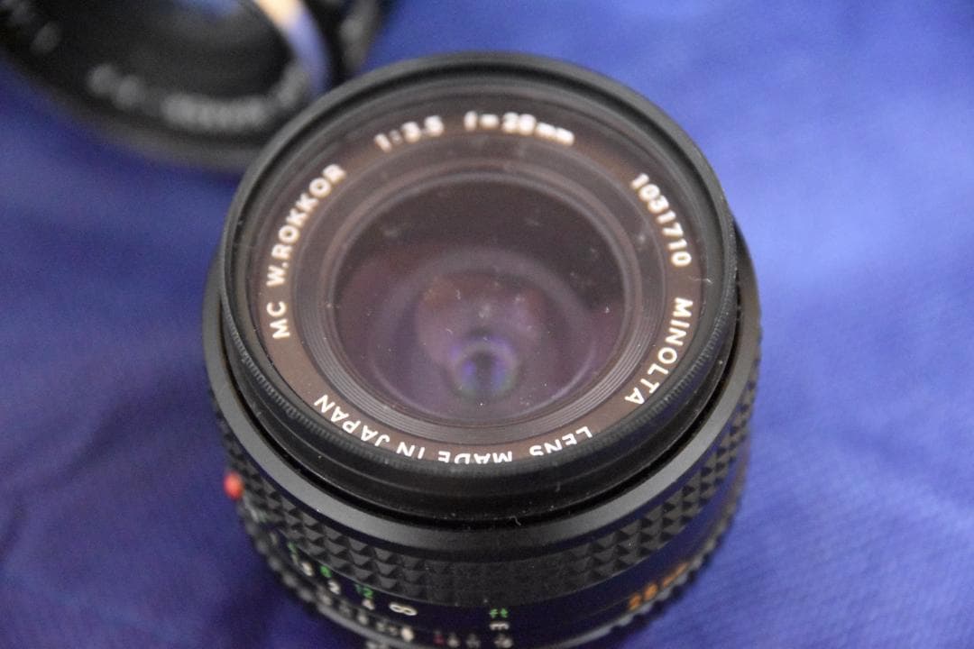 一眼レフフイルムカメラ　ミノルタ　ＳＲ－1+オールドレンズ2本