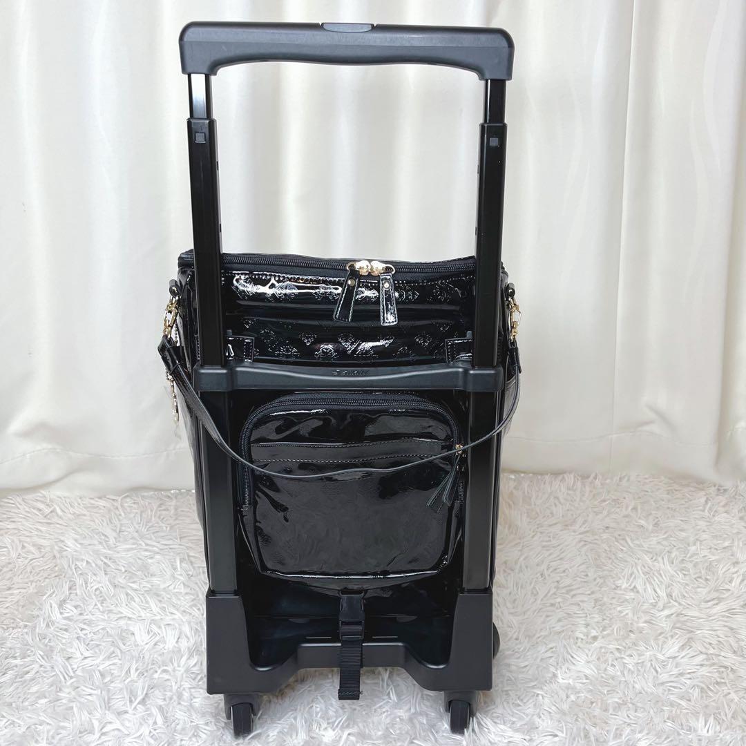 ✨新品級✨SWANY スワニー　キャリーカー　エナメル ブラック　総柄