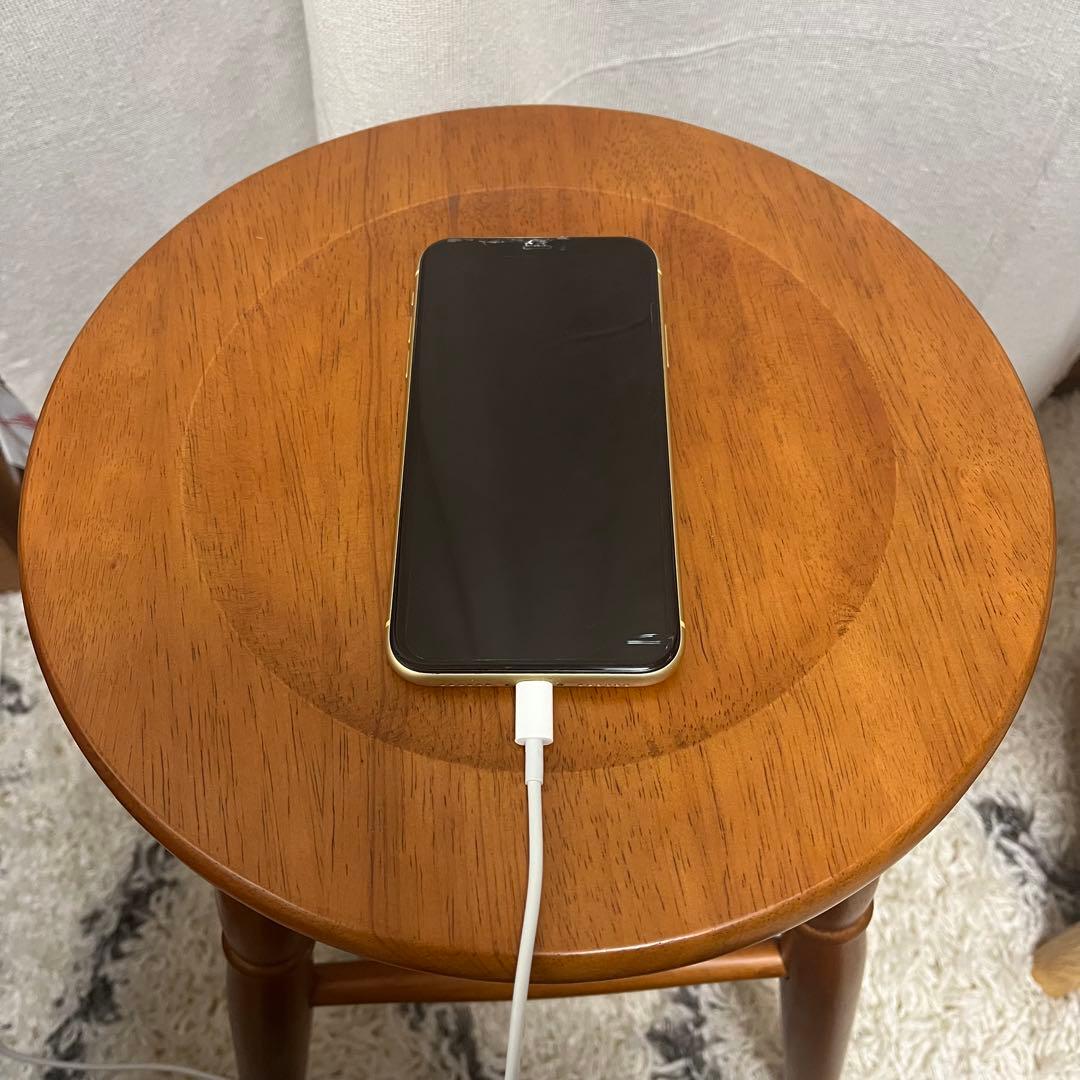 iPhone XR 256G SIMフリー