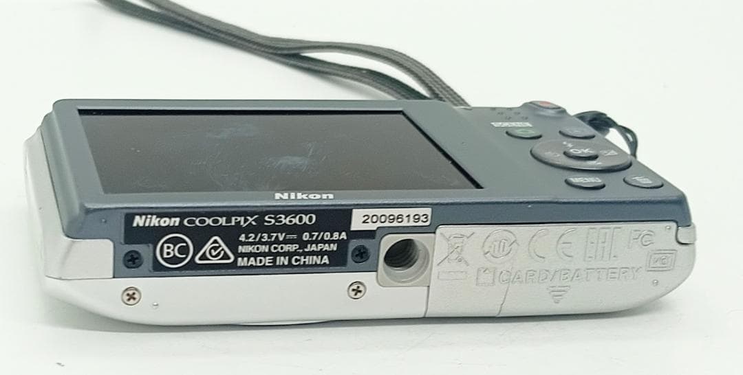 Nikon COOLPIX S3600 8xズーム デジタルカメラ 充電器付き