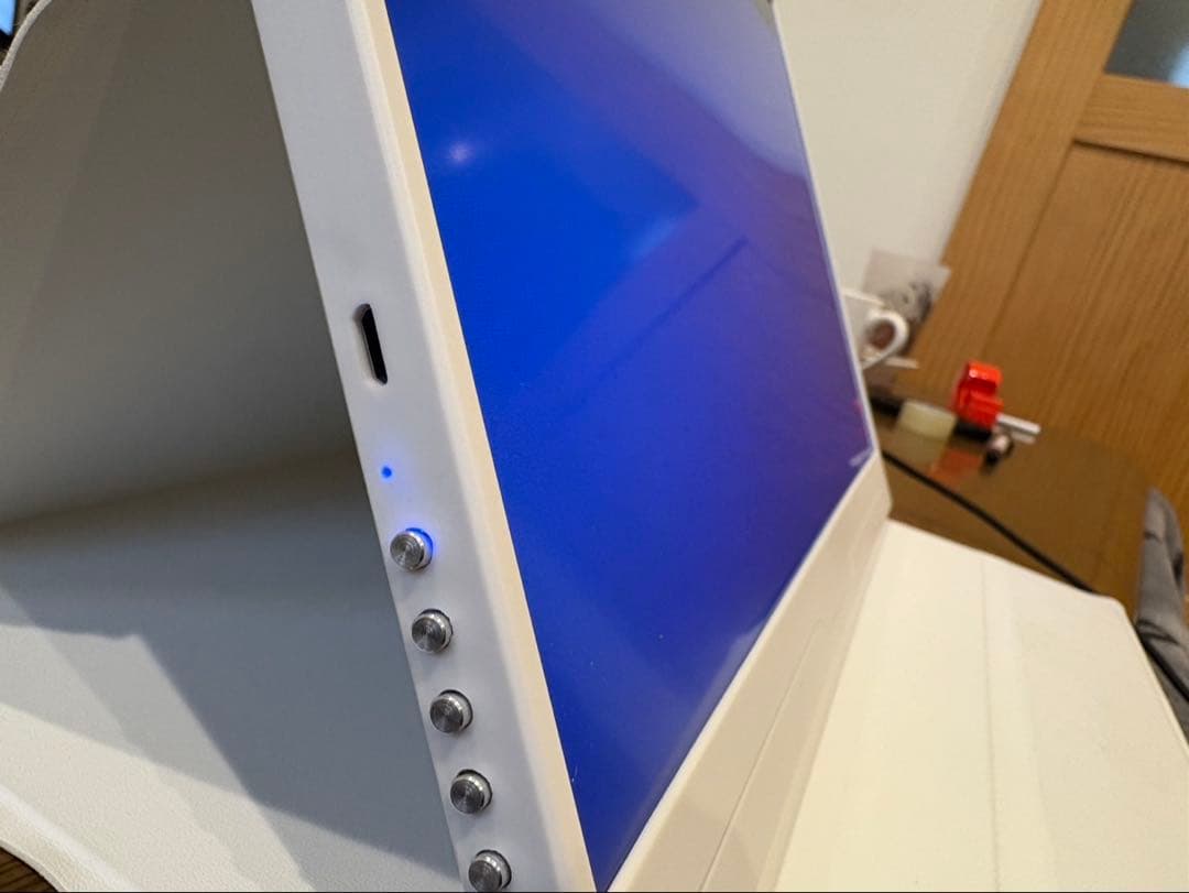 ポータブルモニター ホワイト 箱付き