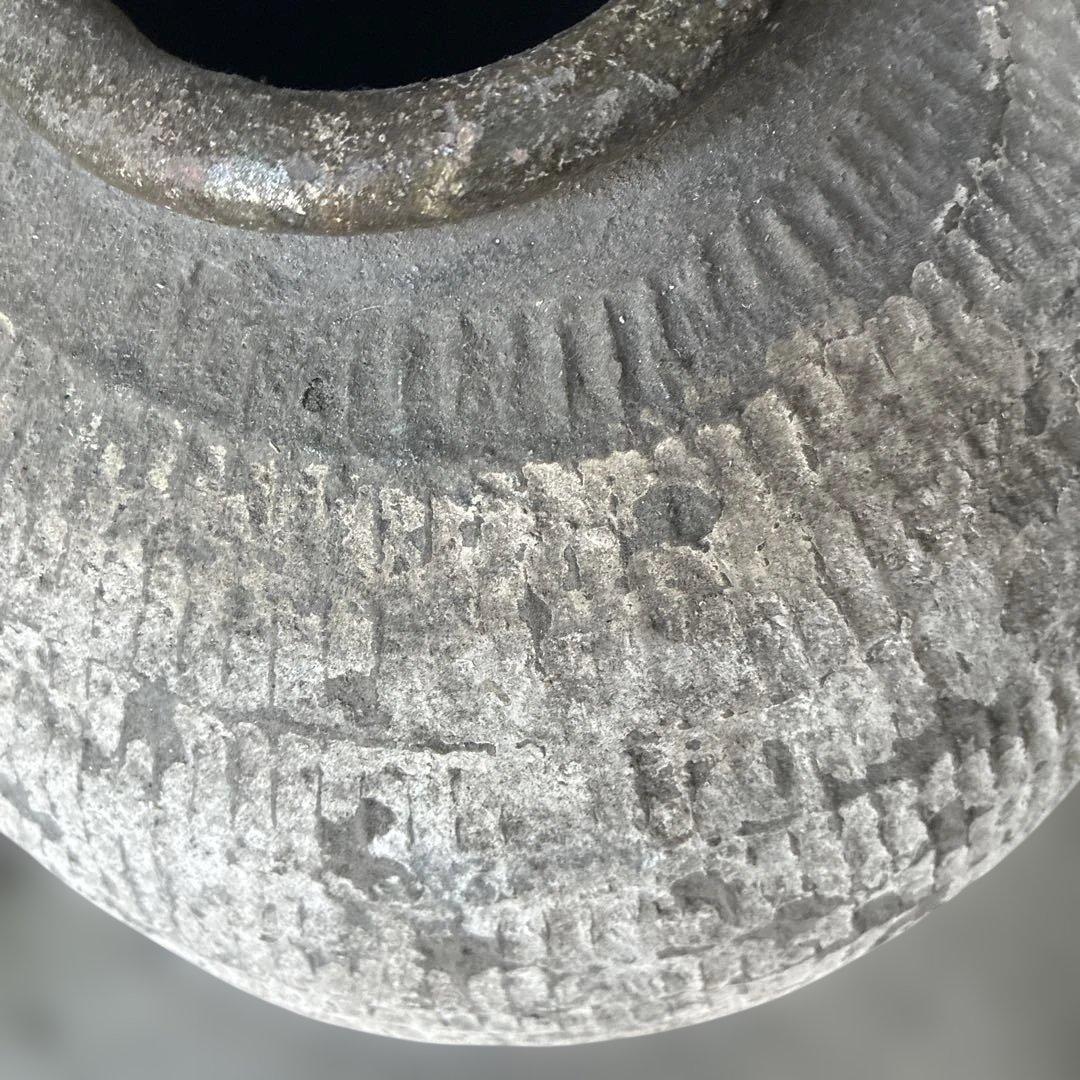 紹興酒漬け込む壺　　円筒形陶器　中国浙江省紹興市の壺