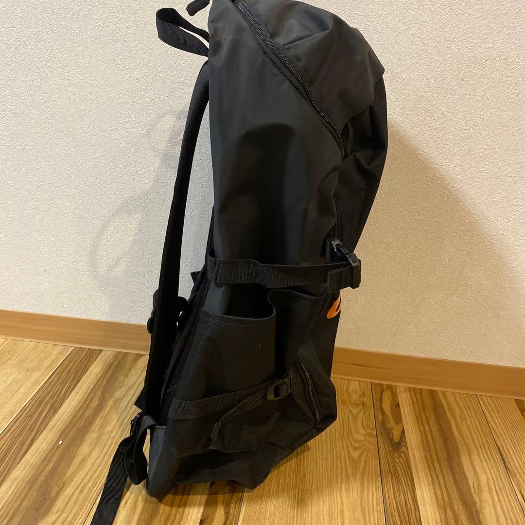 〈新品〉読売ジャイアンツ　ブラック　オーセンティック バックパック 黒 ブラック