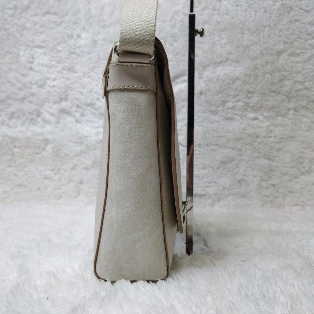 【希少デザイン】 ETRO エトロ ショルダーバッグ アイボリー ペイズリー柄