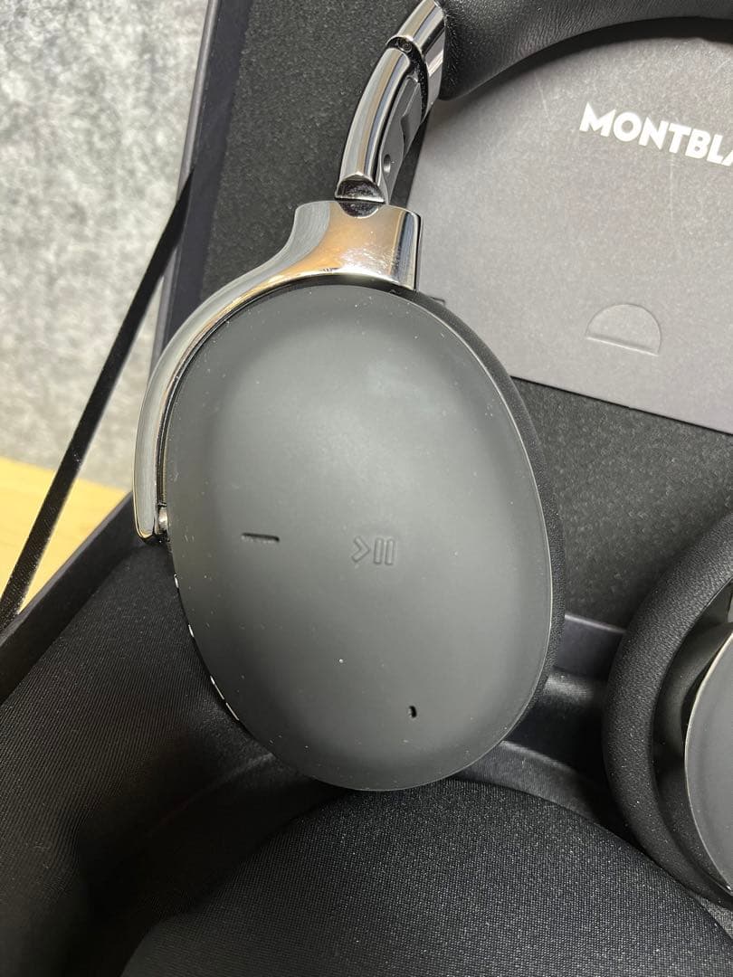 【美品】MONTBLANC MB 01 オーバーイヤーヘッドフォン ブラック