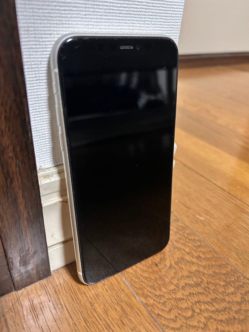 Apple iPhone11 本体 ホワイト128GB フィルム・iface