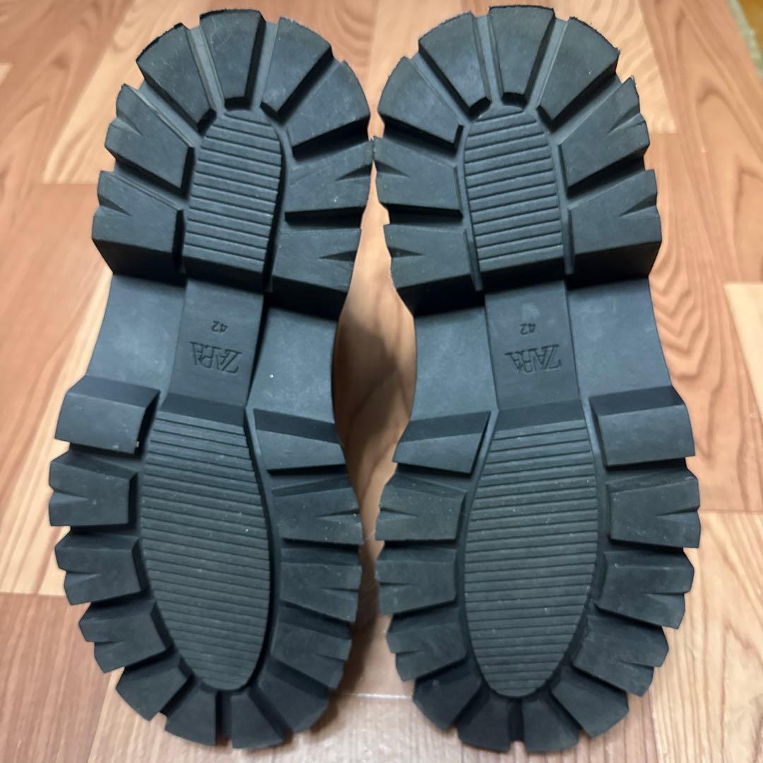 【 ZARA 】 チャンキートラックソール チェルシーブーツ （42）