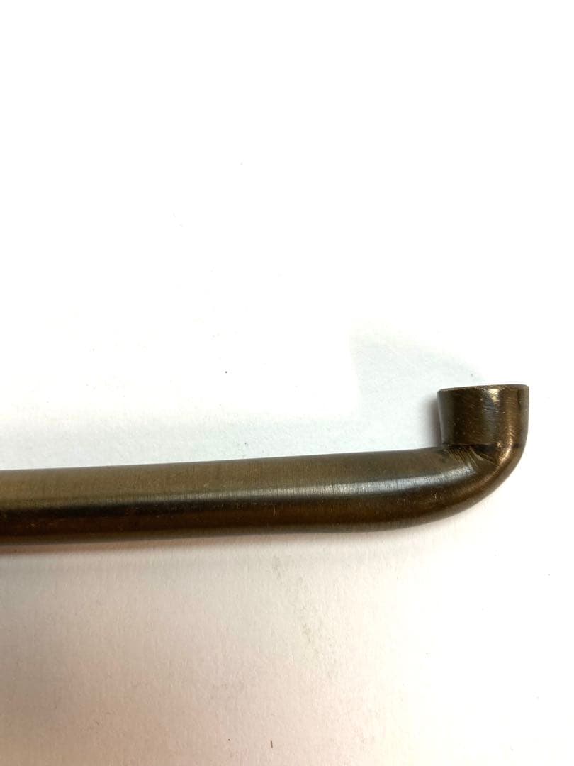 長い阿多張り煙管　棹真鍮吸い口銀製　阿多中村　刻印　鹿児島骨董逸品　31.5cm