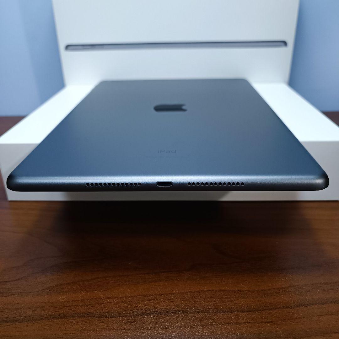 (美品) iPad 10.2 第7世代 WiFi 32GB キーボード付き