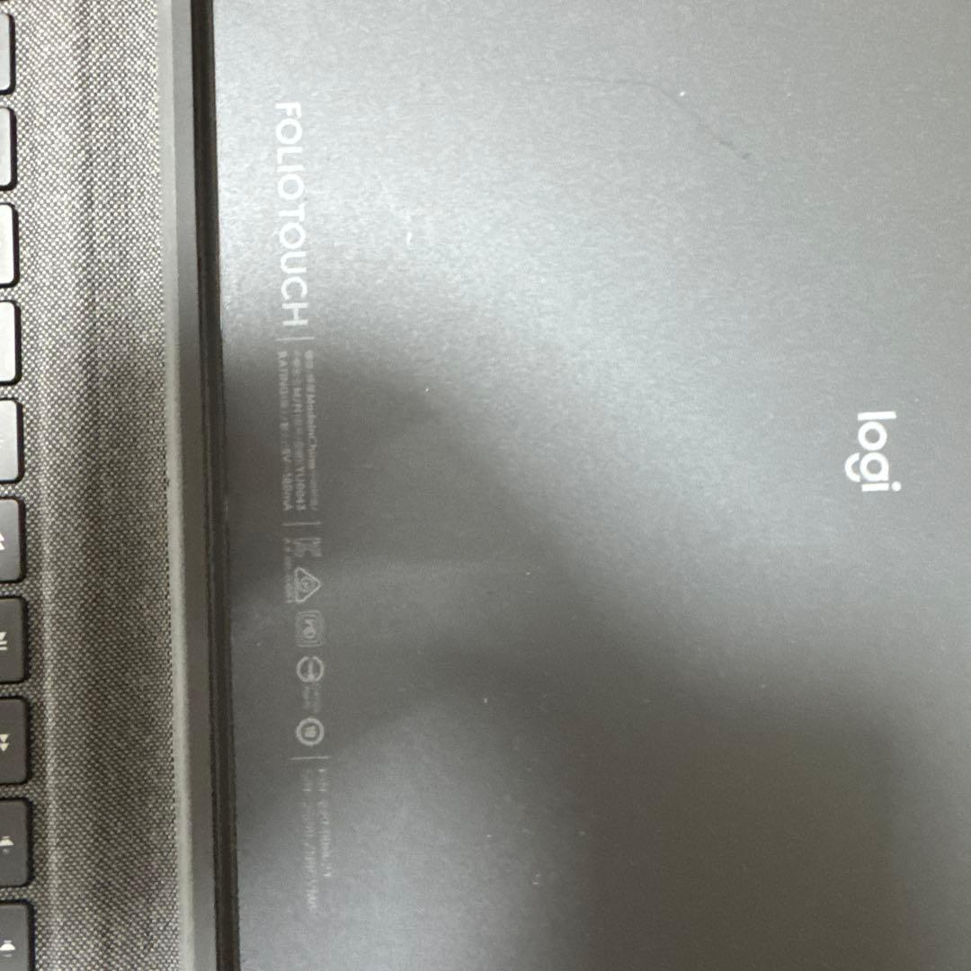 Logitech Folio Touch ipad Pro 11インチ用