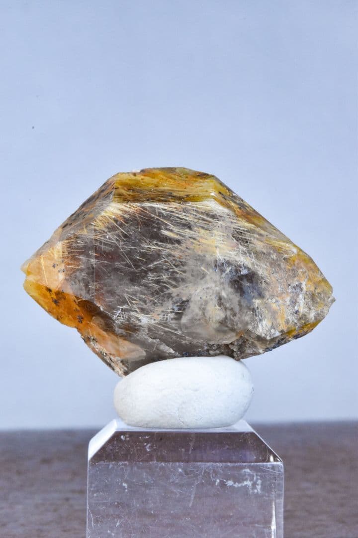 ザギ・マウンテン産 ルチルインクォーツ DT 02