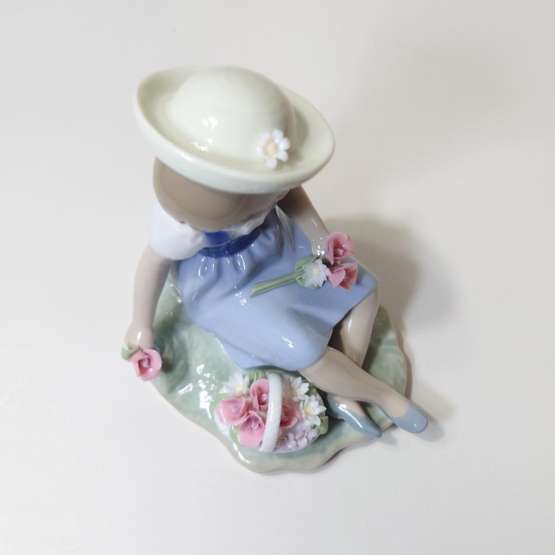 リヤドロ 【LLADRO】野の花とともに/1287 廃盤 フィギュリンスペイン製