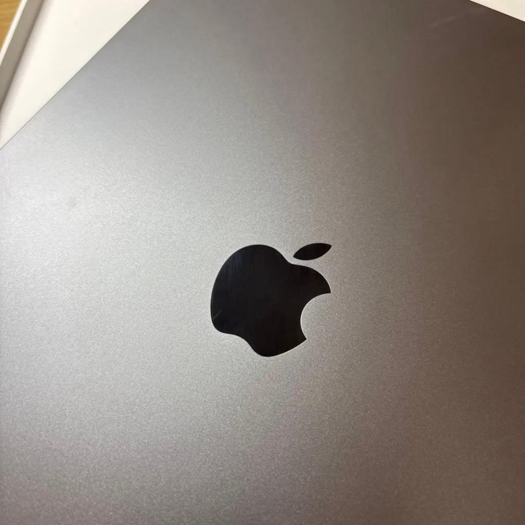 Apple iPad Air 第５世代Wi-Fi 64GB スペースグレイ　美品