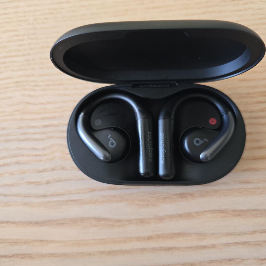イヤホン Anker Soundcore AeroFit