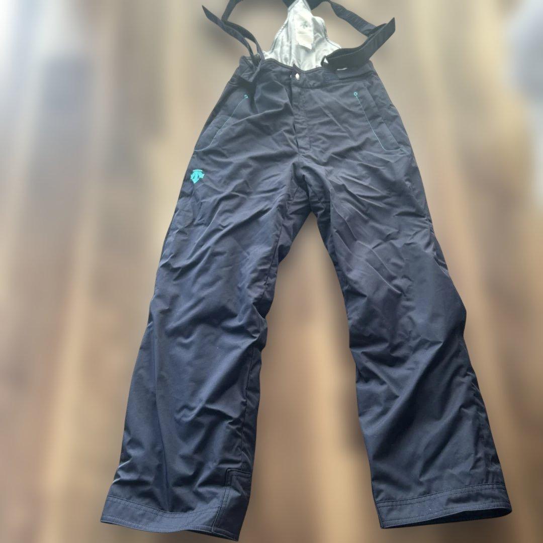 鈴　DESCENTE ジュニア用スキーウェア 150センチ　ネイビー