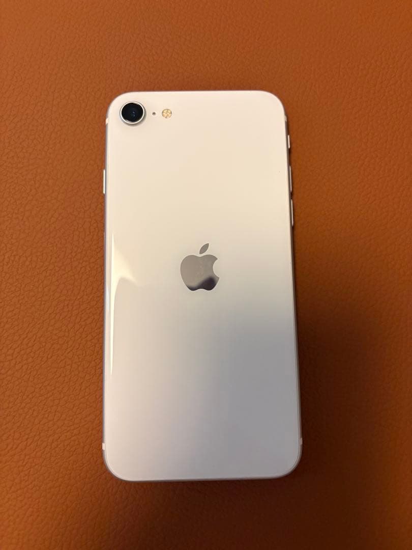 r*u様 iPhone SE (第2世代) 64GB ホワイト