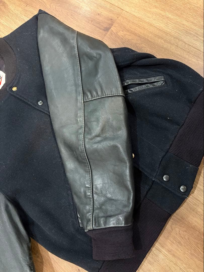 k*m様 希少 NIKE 90s 袖レザー スタジャン NIKE TOWN ブラ