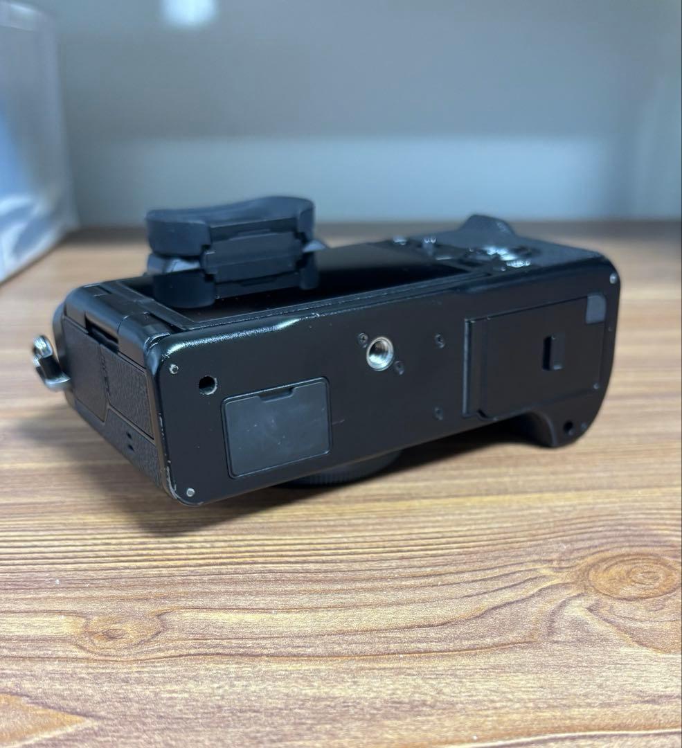 m*1様 【最終価格】Fujifilm XT4 富士フイルム　タムロン18-30