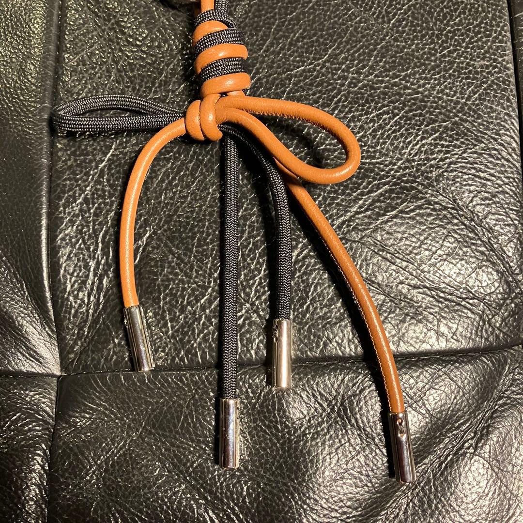 BERLUTI ベルルッティ結びキーリング・バッグチャーム