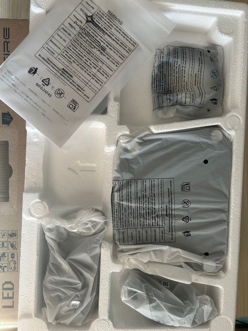 s*n様 Minifire ゲーミングモニター 24インチ 180Hz 内蔵スピ