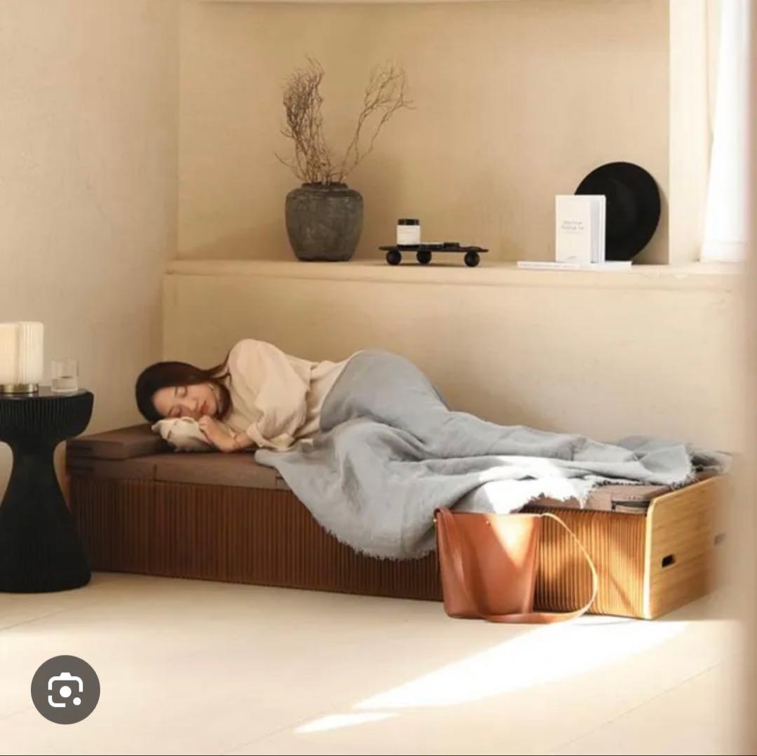 【新品】ペーパー折りたたみベッド幅60㎝　組立不要 マットレス付き 一人暮らし