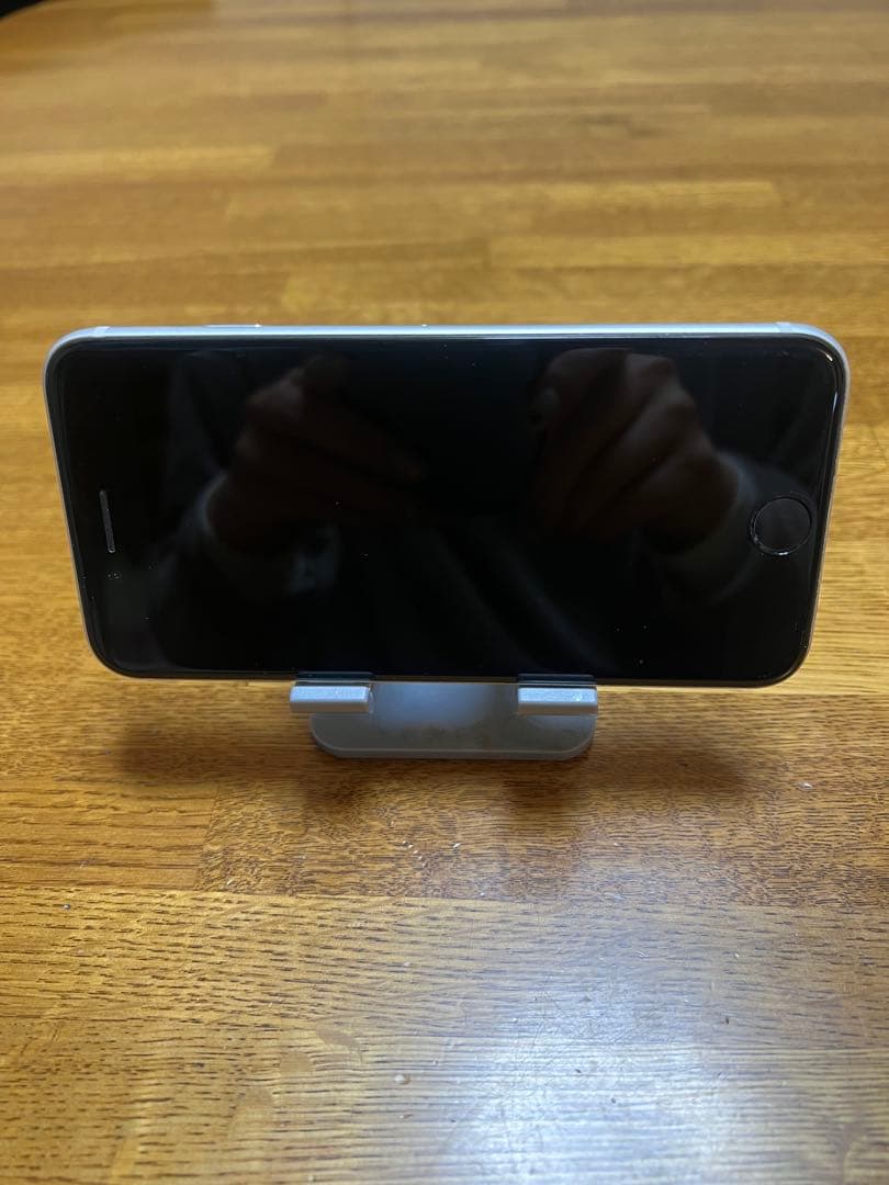 iPhone SE 第二世代 128GB ホワイト