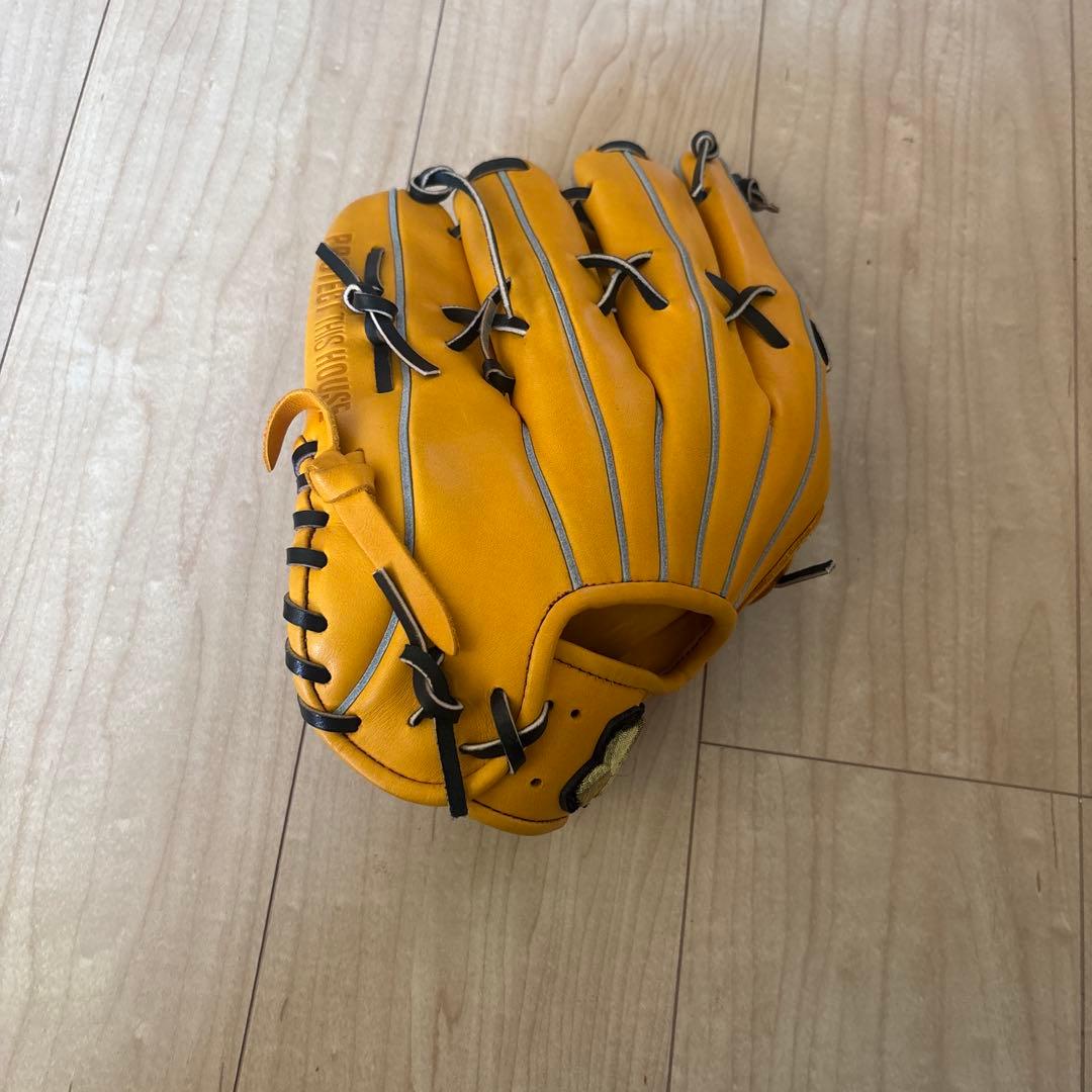 Under Armour 軟式グローブ イエロー