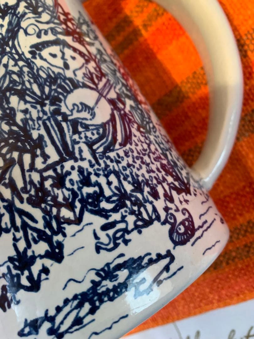 ビヨンヴィンブラッド　レアなビンテージニモール窯のユニークなジョッキ型大型花瓶！