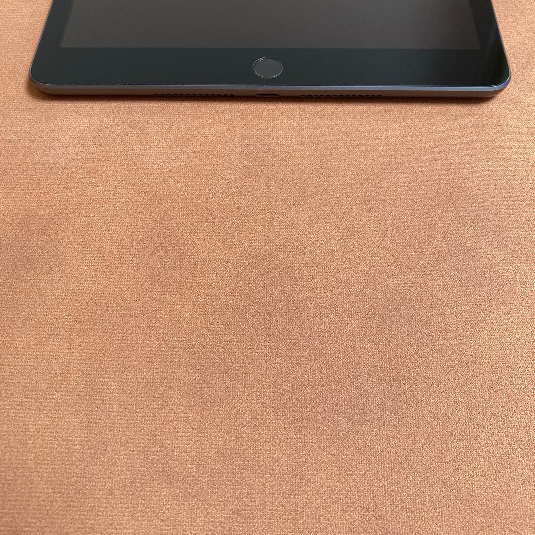 635【早い者勝ち】電池ほぼ新品☆iPad7第7世代 32GB WIFIモデル☆