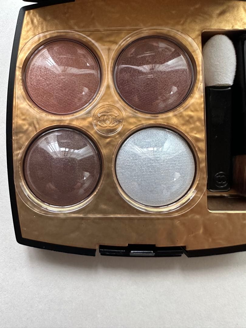 新品未使用 シャネルレキャトルオンブル　ビザンス　328 パリュール　クリスタル