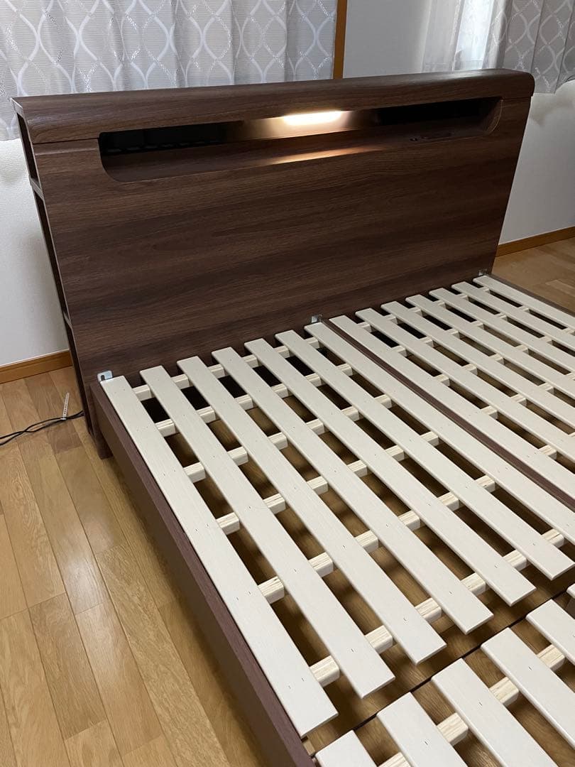 【ニトリ】ダブルベッドフレーム（レッグタイプ）