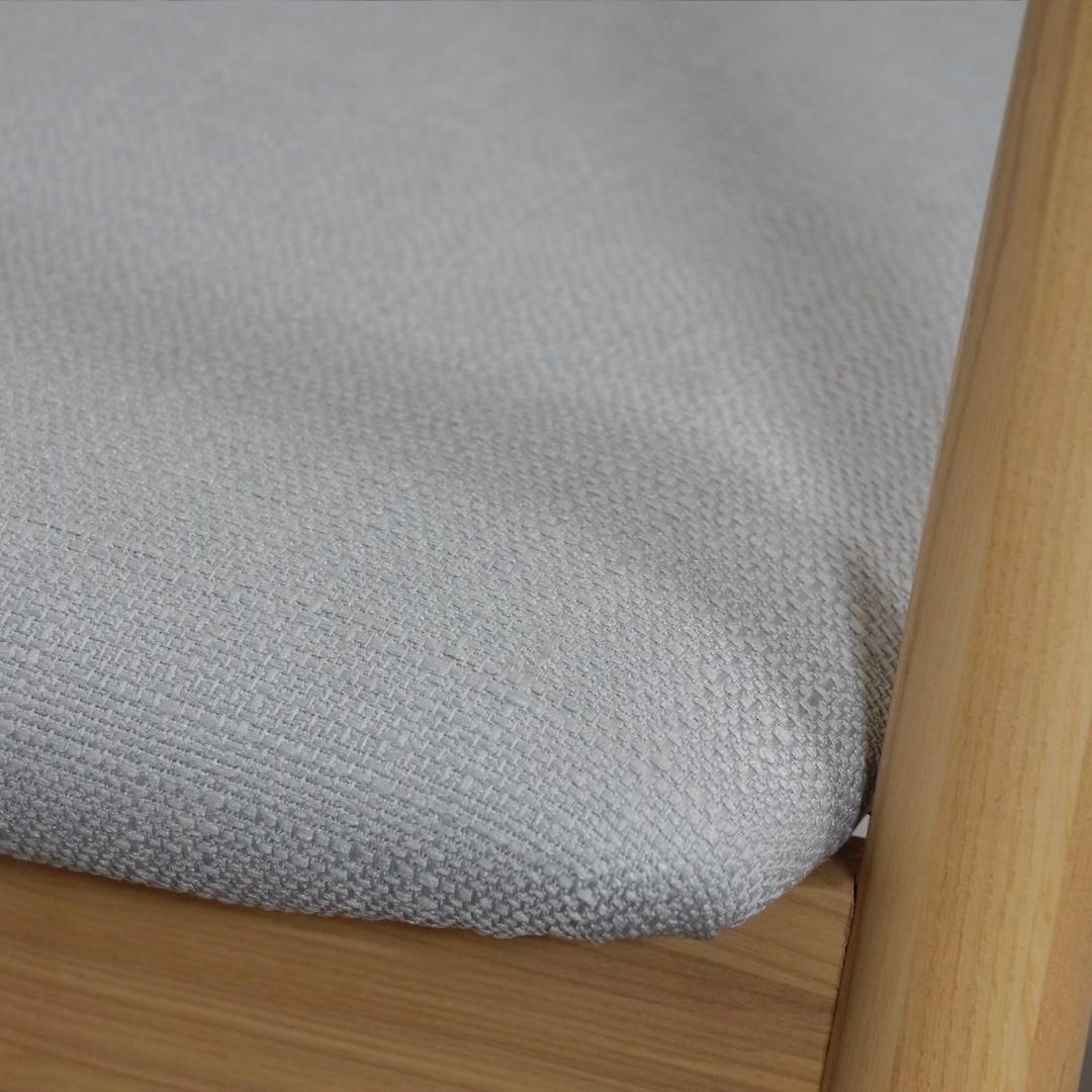 【新品】おしゃれ　曲木 ダイニングチェア 肘掛け付き　アッシュ無垢材