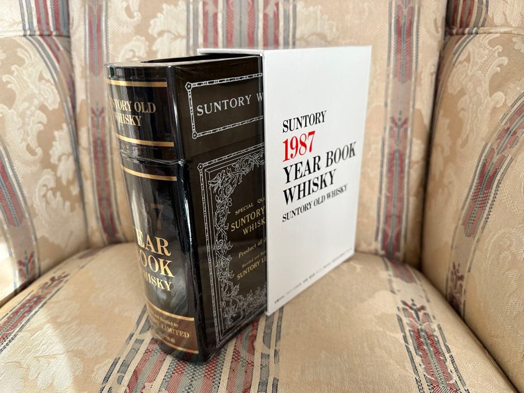 限定品サントリー洋酒頒布会 ’86 WHISKY 特級ウイスキーオールドブック型