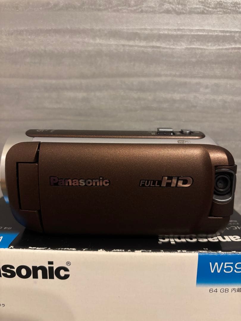 すく発送　極美品Panasonic HC-W590M ビデオカメラ