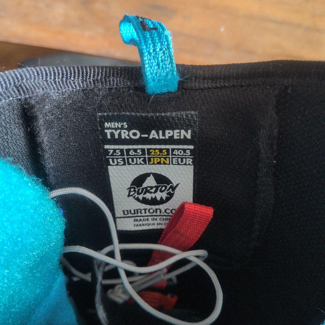 BurtonTYRO25.5cm BOA 足の小さい男性or子どもでも大丈夫