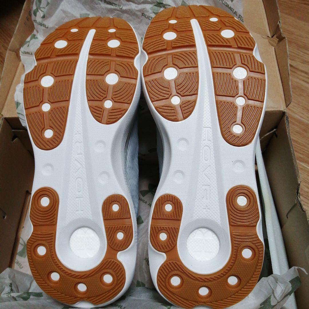 アンダーアーマー　メンズシューズ新品