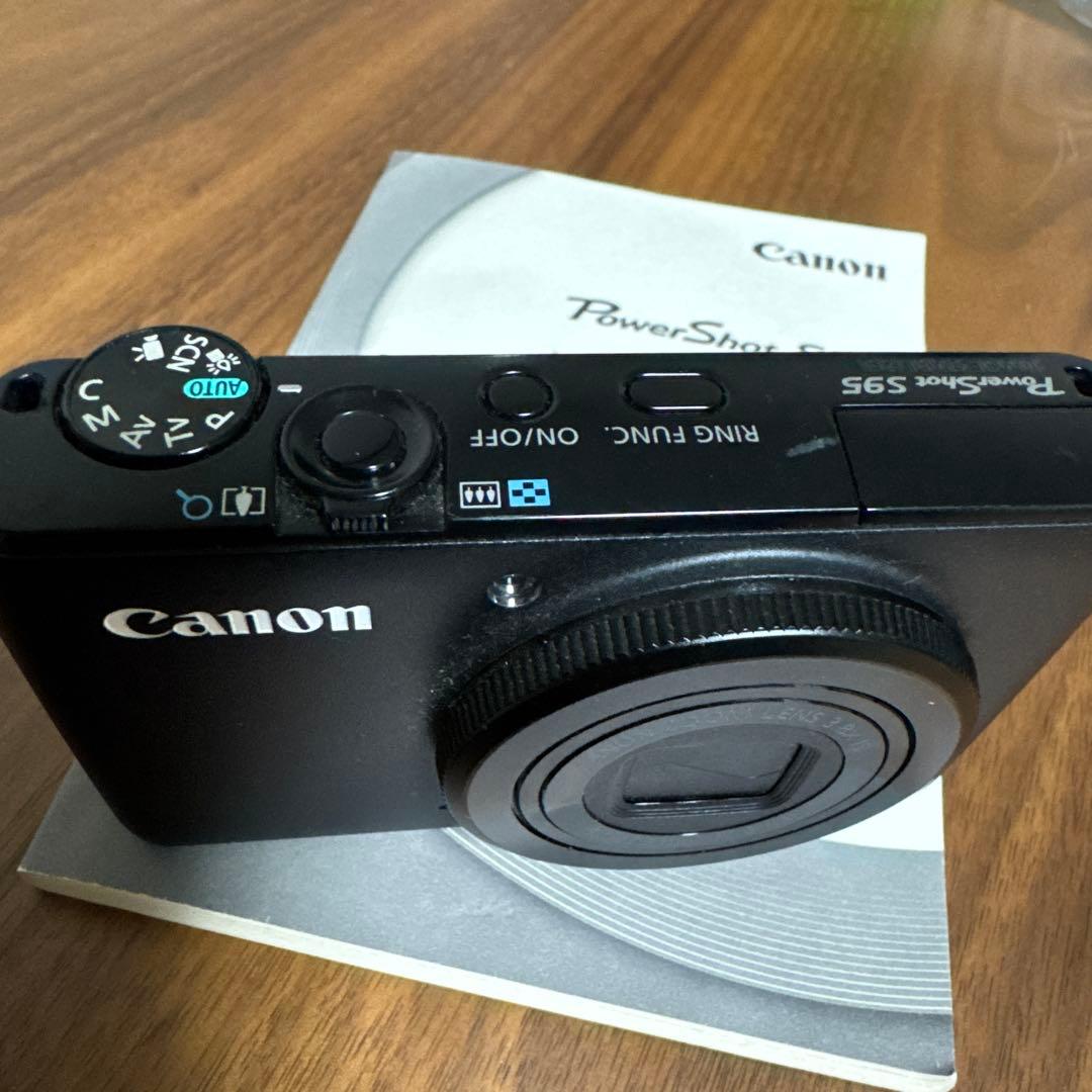 デジタルカメラ Canon S95