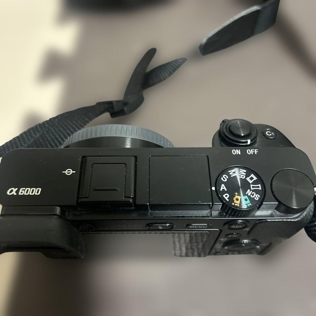 美品　SONY α6000 ボディILCE-6000 ブラック