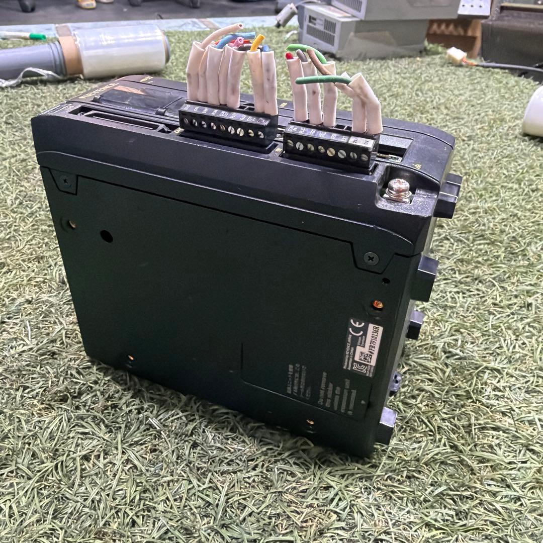 中古 KEYENCE CV-5000 デジタル画像センサ/コントローラ 動作保証