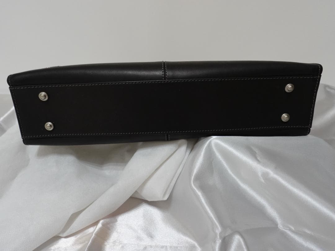 ポール・スミス（Paul Smith）　２wayビジネスバッグ 　ブラック　牛革